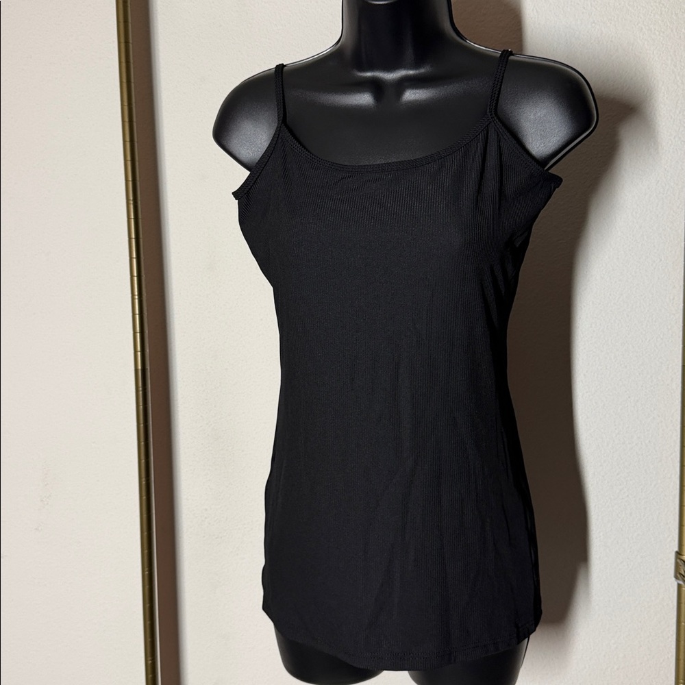 Camisoles. 5 pack. Pink & Prime. Black. Size: Large. NWOT
